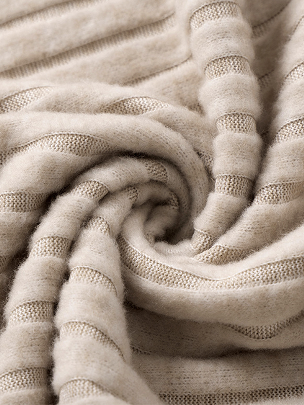 Solid Off Shoulder Fungus Irregular Hem Long Sleeve Knit-8